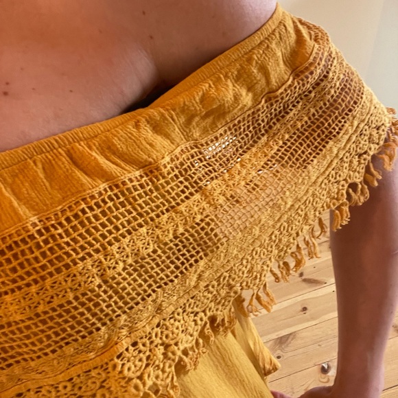 Off the shoulder top - Picture 6 of 6